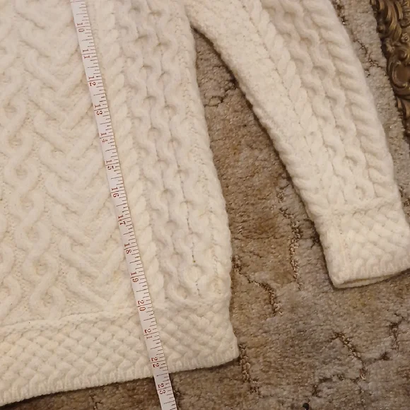 Chic Cream Cable Knit Turtleneck Sweater - Picture 7 of 7